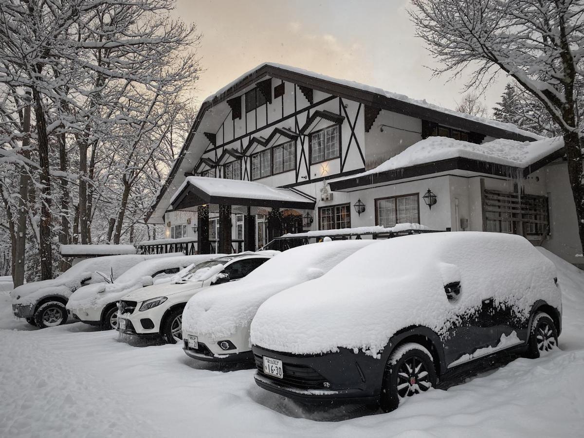 Apricot Pension Hakuba Dış mekan fotoğraf